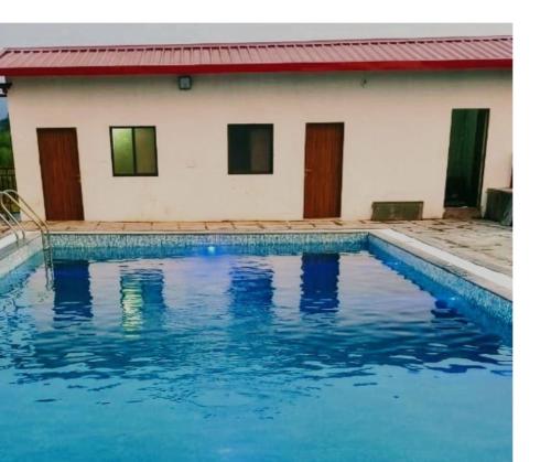 karjat hills cozy farmstay