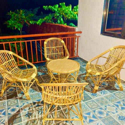 karjat hills cozy farmstay
