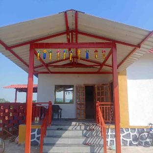 karjat hills cozy farmstay