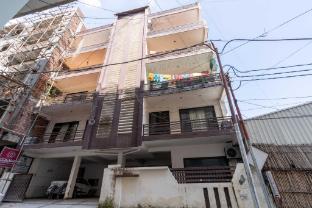 homlee deecon fully loaded flat with kitchen