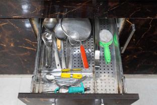 homlee deecon fully loaded flat with kitchen