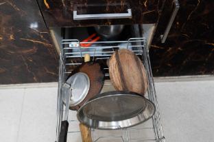 homlee deecon fully loaded flat with kitchen