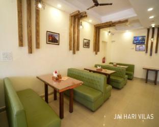 airport jai hari vilas hotel near umaid bhawan palace jodhpur