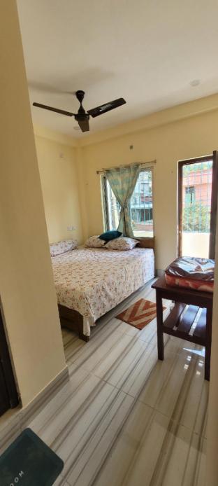gour gadadhar guest house