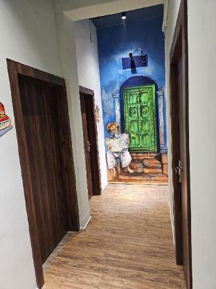 my roomz banaras