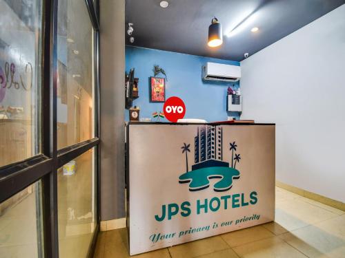 super hotel o d plaza near by pitampura metro station
