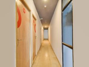 super hotel o d plaza near by pitampura metro station