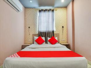 super hotel o d plaza near by pitampura metro station