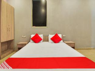 super hotel o d plaza near by pitampura metro station