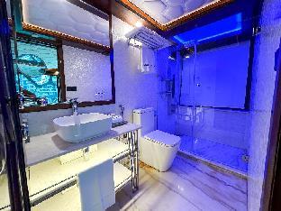 overnight super yacht experience orchid