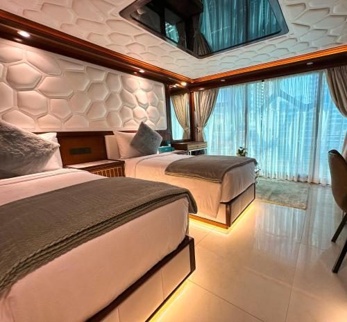 overnight super yacht experience orchid