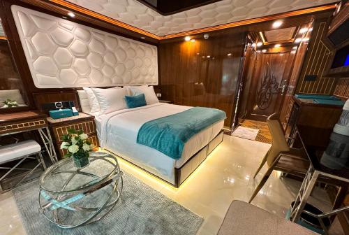 overnight super yacht experience orchid