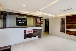 super townhouse oak sinhgad road crossway formerly popular hotel