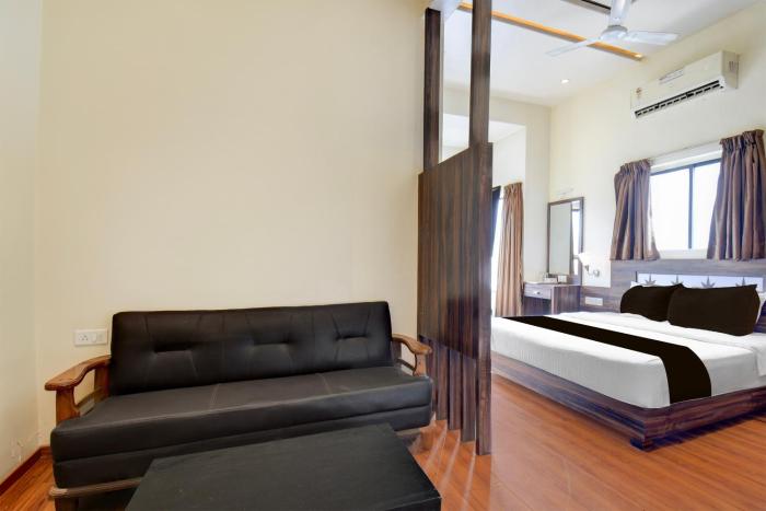 super townhouse oak sinhgad road crossway formerly popular hotel