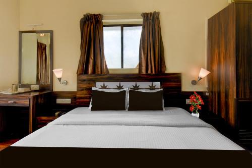 super townhouse oak sinhgad road crossway formerly popular hotel