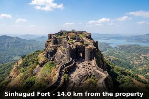 super townhouse oak sinhgad road crossway formerly popular hotel