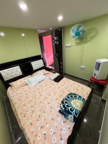 cozy homestay near biec bangalore int exhib center
