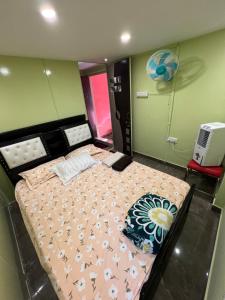 cozy homestay near biec bangalore int exhib center