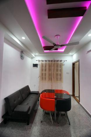 The Moon Home Stay,,3 star