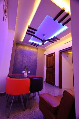 The Moon Home Stay,,3 star