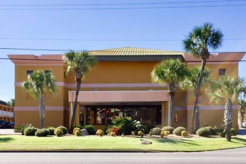 baymont by wyndham pensacola at nas corry