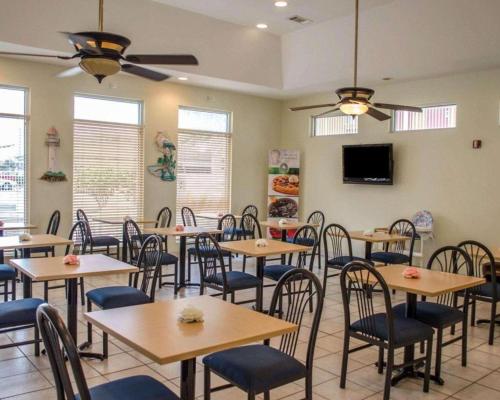 baymont by wyndham pensacola at nas corry
