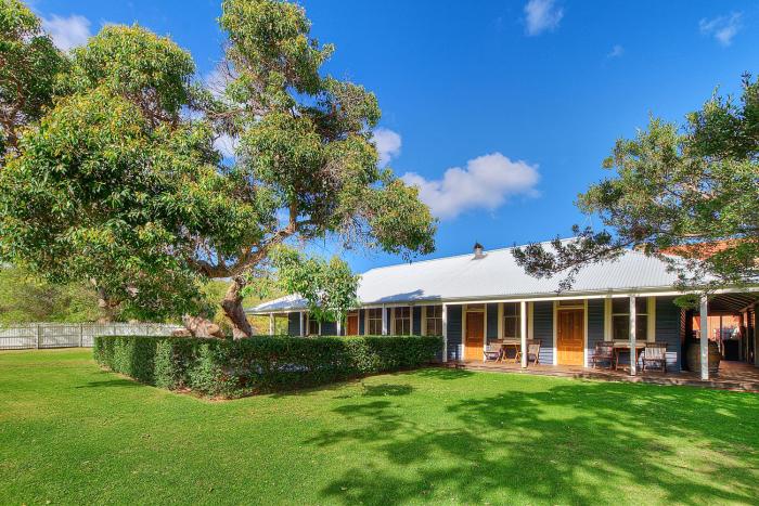 caves house hotel and apartments yallingup