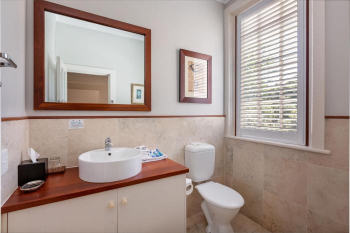 caves house hotel and apartments yallingup