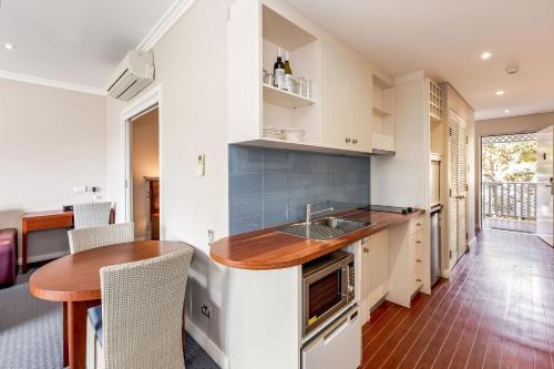 Caves House Hotel & Apartments Yallingup,,4 star