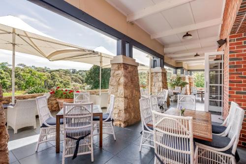 caves house hotel and apartments yallingup