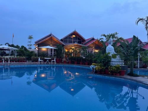 ykc farms and villas