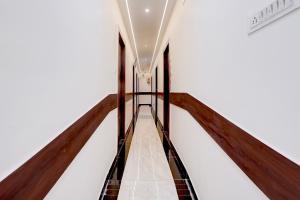 hotel new blue sapphire residency