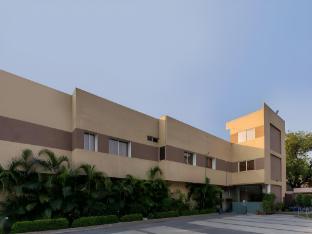 hotel new blue sapphire residency