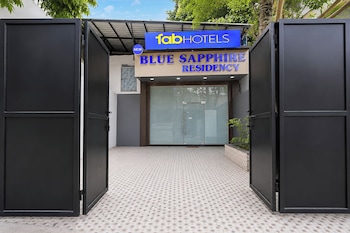 hotel new blue sapphire residency