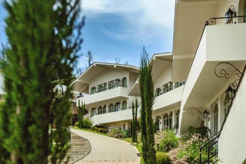 mango hill shola ooty
