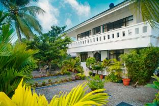 the island house homestay kochi