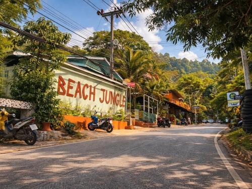 beach jungle koh chang