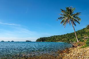 beach jungle koh chang