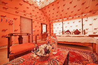 lakhmana desert camp with swimming pool