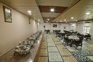 lakhmana desert camp with swimming pool