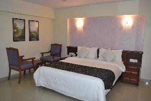 Golden Tree Goradia's,Shirdi>>Ahmednagar,3 star