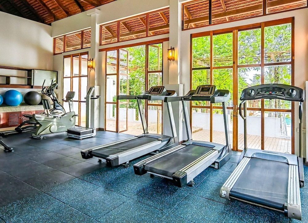 bor saen pool villa