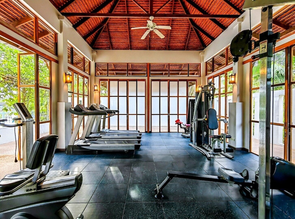 bor saen pool villa