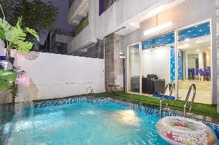 blue line villa lonavala