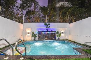 blue line villa lonavala
