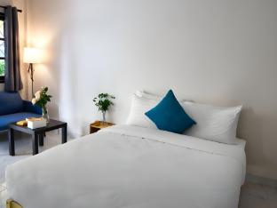 friends hostel phuket airport