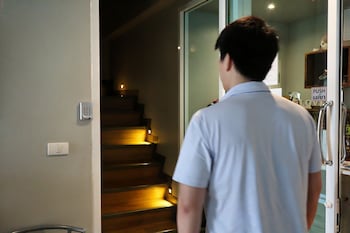 Friends Hostel - Phuket Airport,,3 star