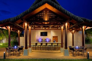 Radisson Blu Cebu,Cebu>>Balamban,5 star
