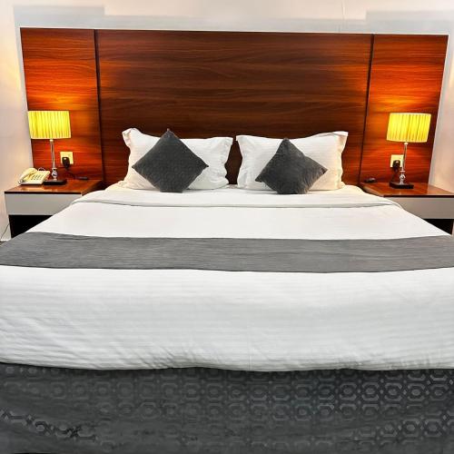 anwar hotel