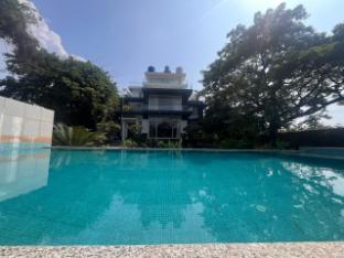 bombora indulge in luxury